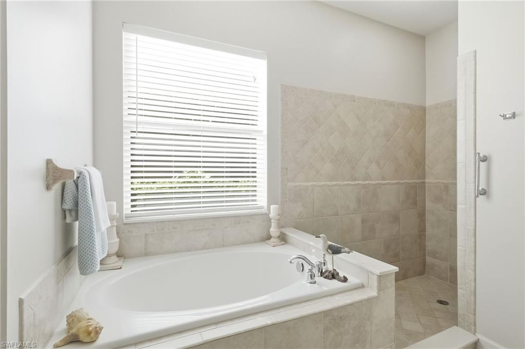 11225 Lithgow Ln Property Photo 17