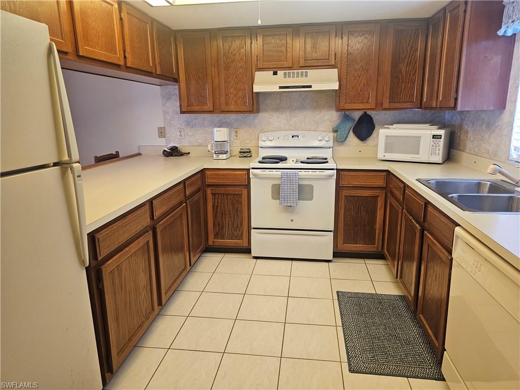 4521 Bay Beach Ln # 222 Property Photo 6