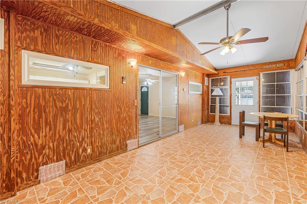 2592 York Rd Property Photo 16