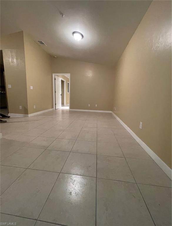 621 Joel Blvd Property Photo 5