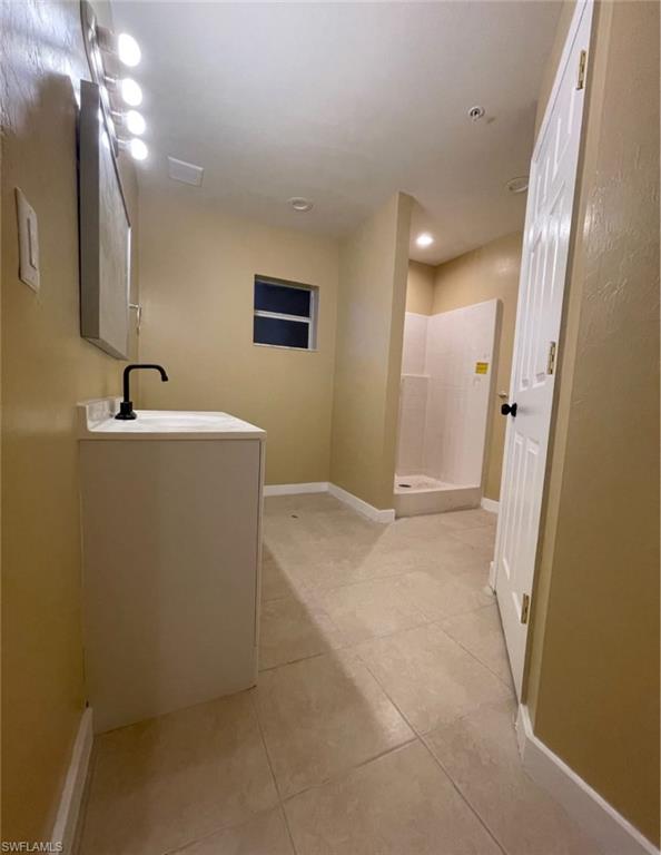 621 Joel Blvd Property Photo 14