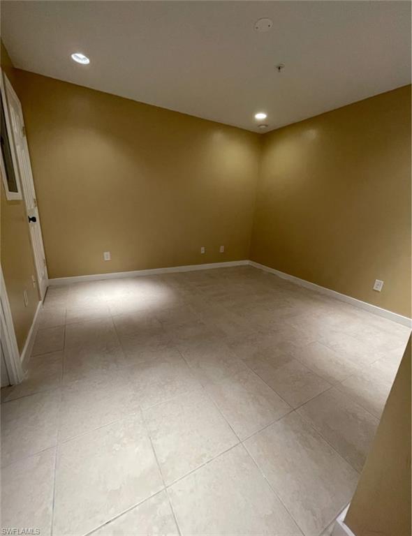 621 Joel Blvd Property Photo 17