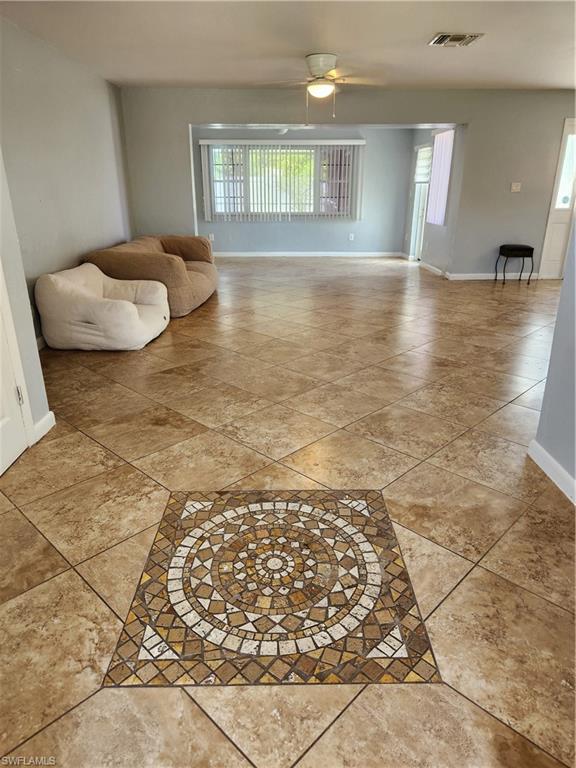 207 Se 47th Ter Property Photo 5