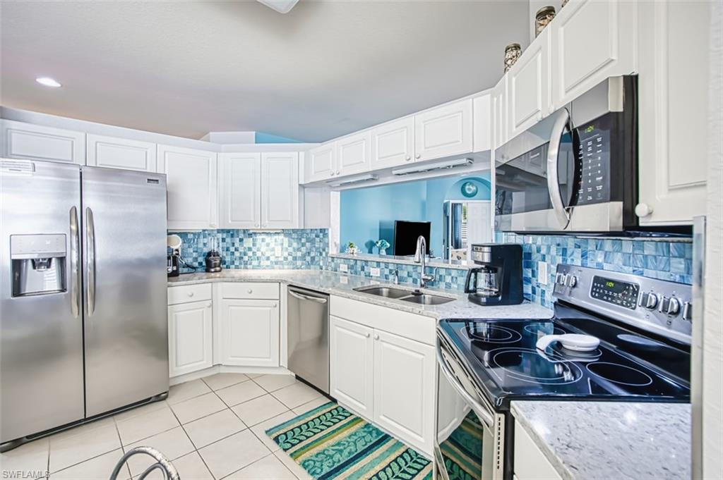 13616 Gulf Breeze St Property Photo 15
