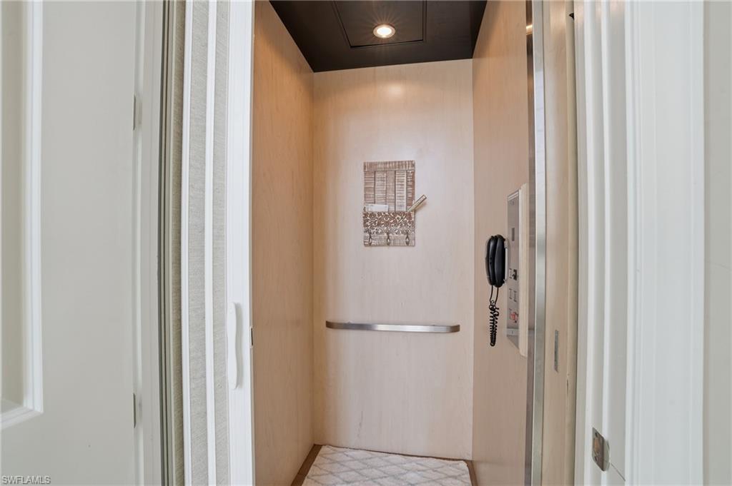 5886 Shell Cove Dr Property Photo 20