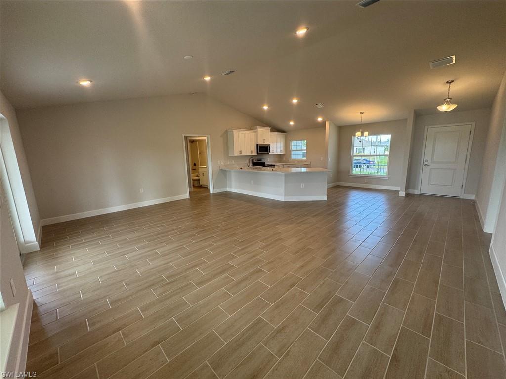 1225 Nw 24th Pl Property Photo 14