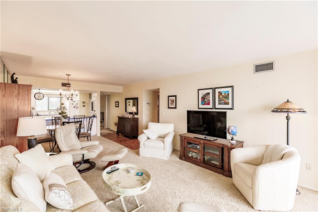 4585 Trawler Ct 302 Property Photo 6