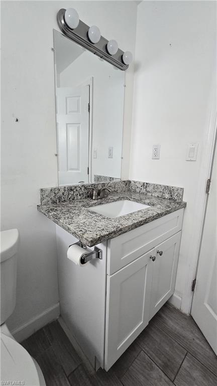 4952 Vincennes St Property Photo 3