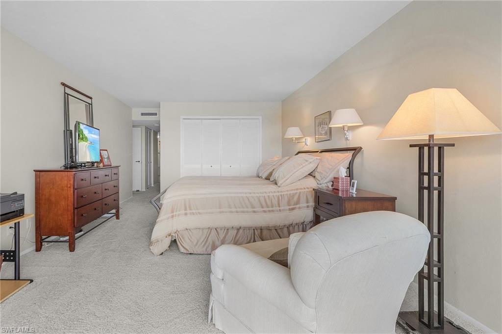 5260 S Landings Dr 802 Property Photo 15
