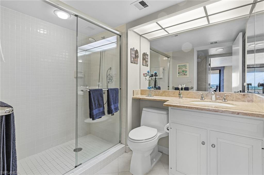 5260 S Landings Dr 802 Property Photo 21