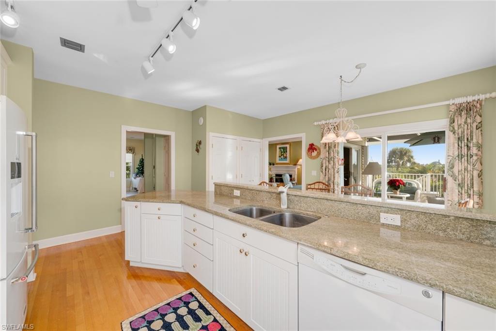 1172 Kittiwake Cir Property Photo 20