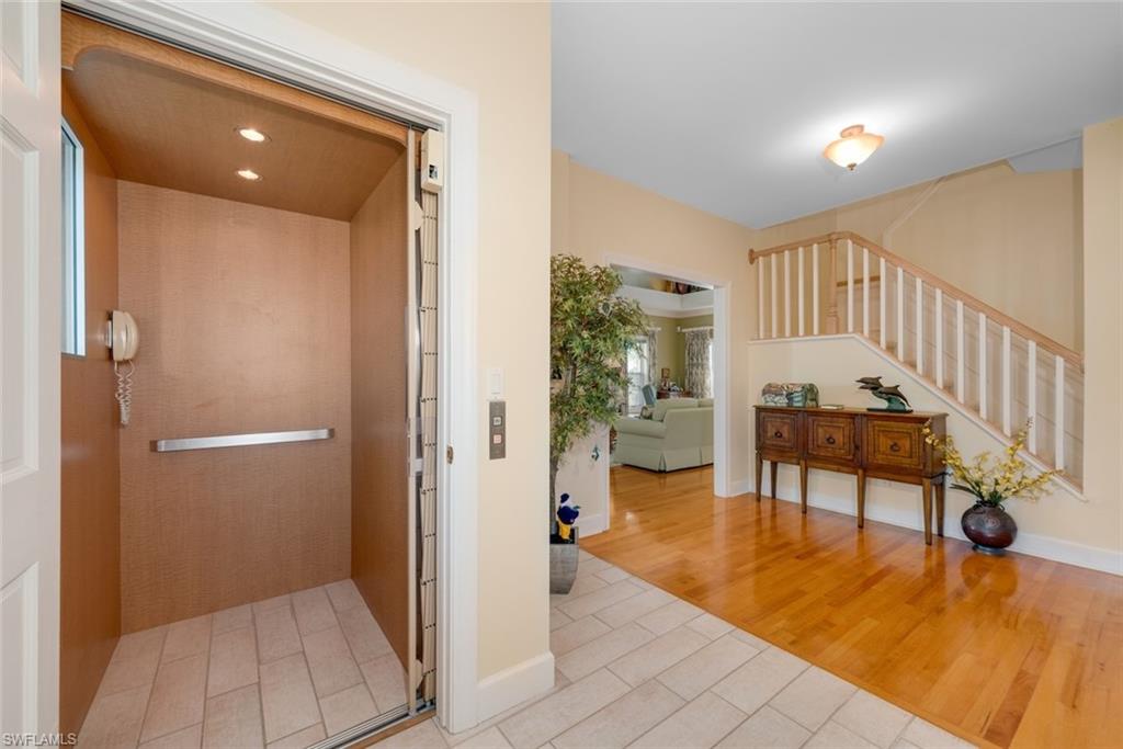 1172 Kittiwake Cir Property Photo 32