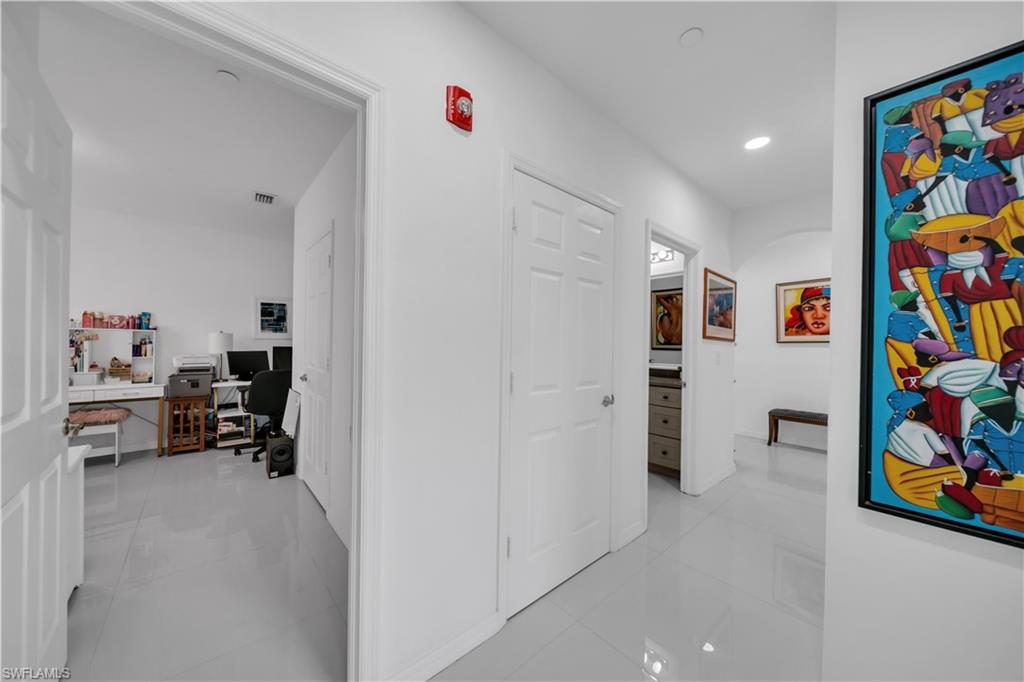 221 Sw 21st Ter Property Photo 32