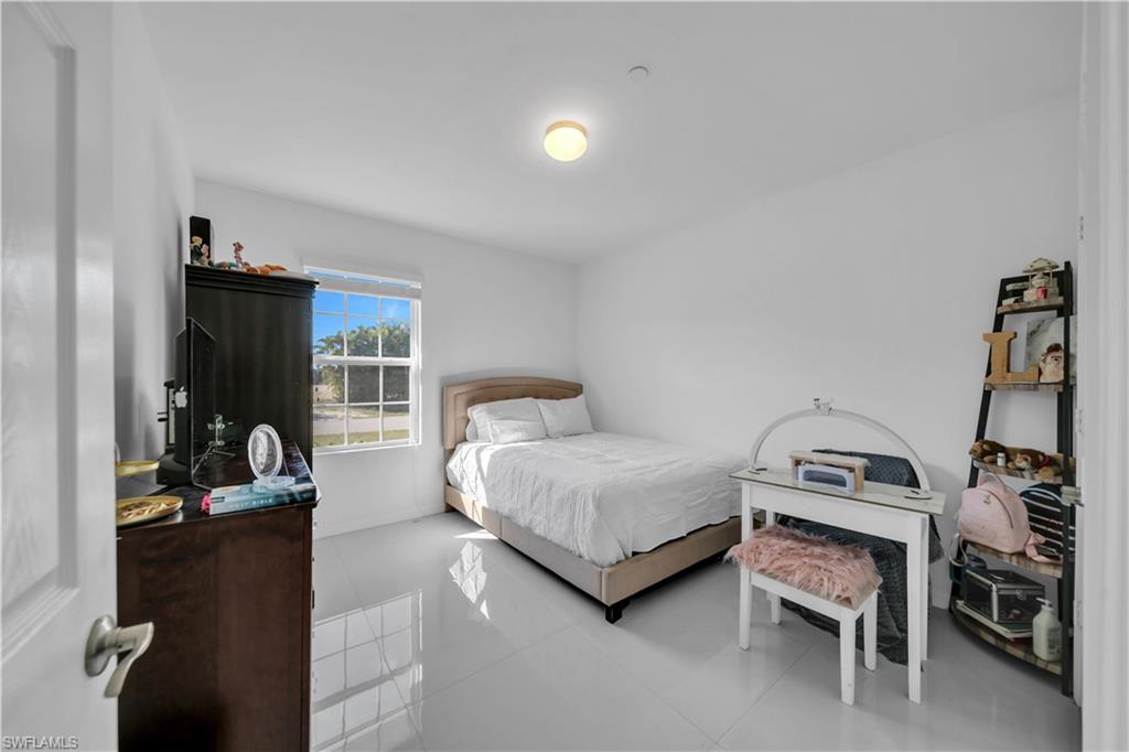221 Sw 21st Ter Property Photo 35