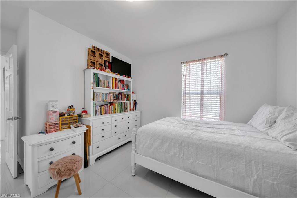 221 Sw 21st Ter Property Photo 38