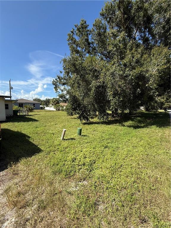 5915 Howard Ln Property Photo 9