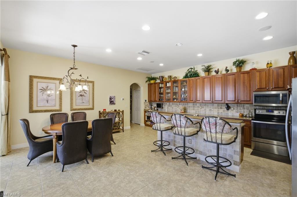 14143 Bently Cir Property Photo 9