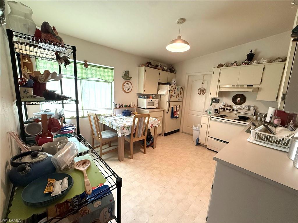 3301 13th St Sw Property Photo 4