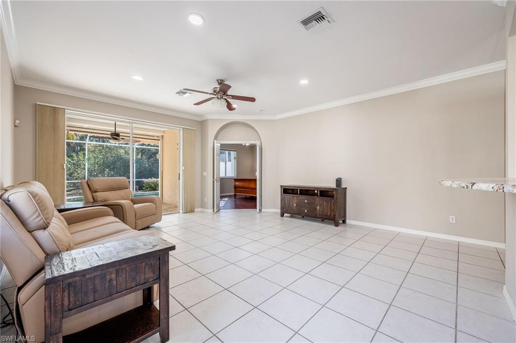 7678 Bay Lake Dr Property Photo 4
