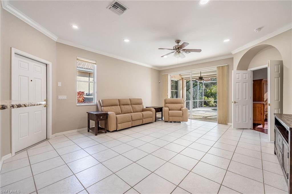 7678 Bay Lake Dr Property Photo 6