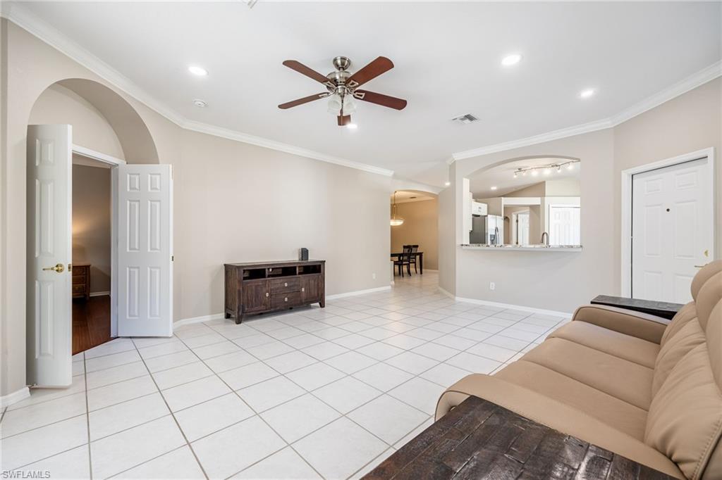 7678 Bay Lake Dr Property Photo 8