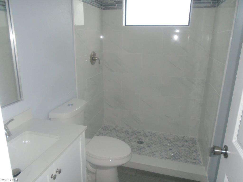 17594 Osprey Inlet Ct Property Photo 11