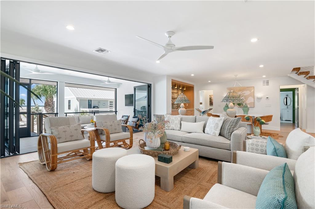 24 Beach Homes Property Photo 12