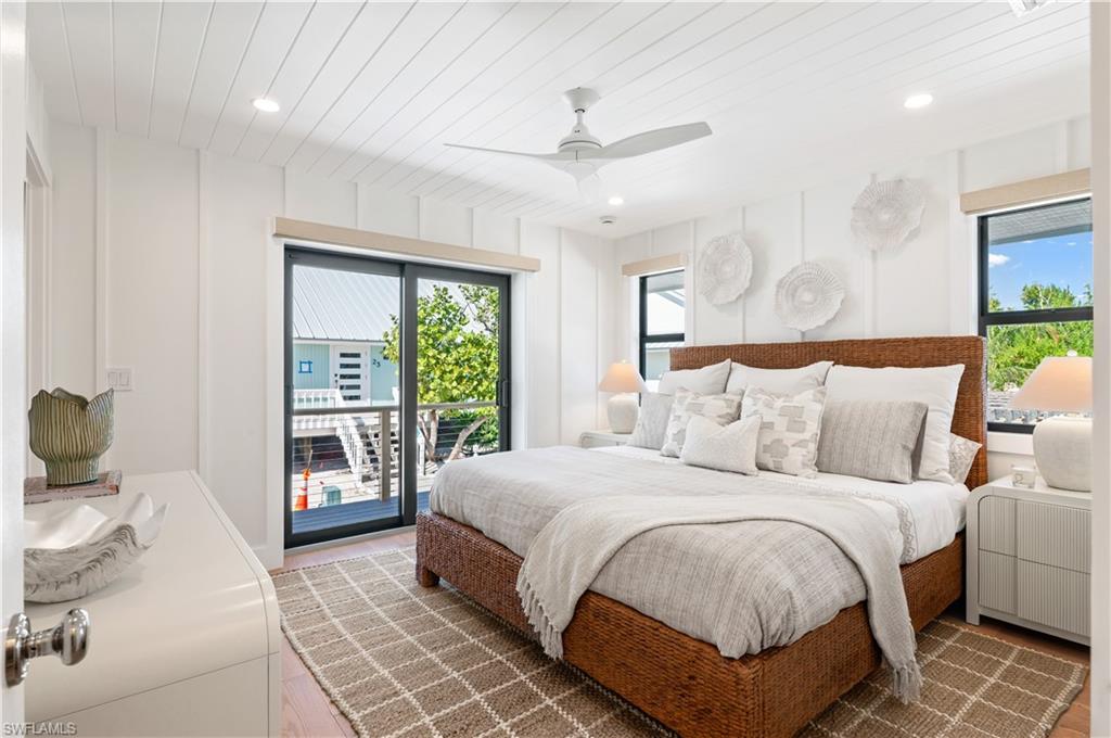 24 Beach Homes Property Photo 19