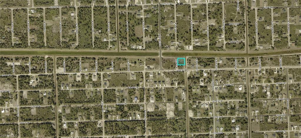 5902 Pat Ave N Property Photo 2