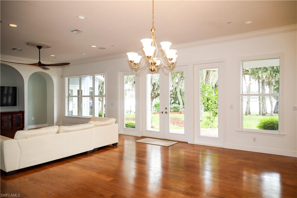 16470 Oakview Cir Property Photo 14