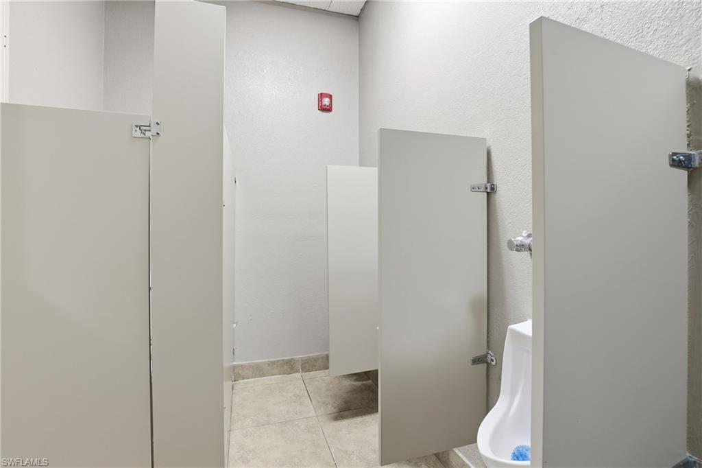 300 Leonard Blvd N 1-2 Property Photo 28