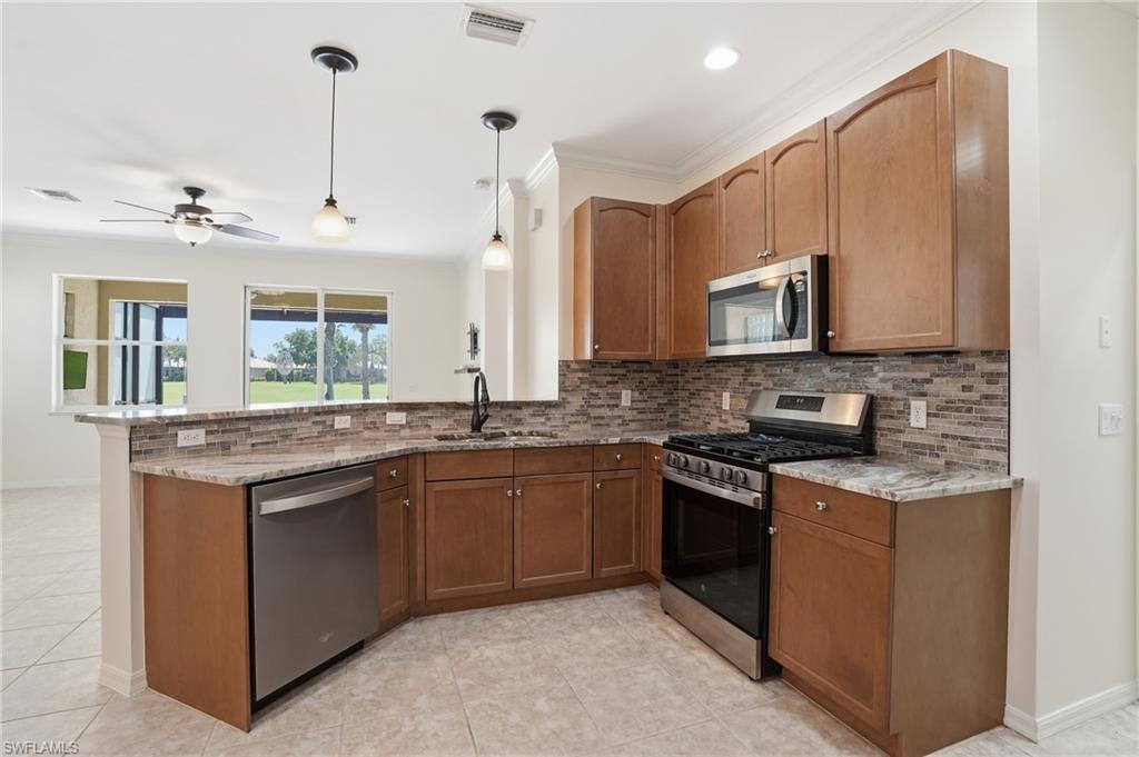 9323 Aviano Dr Property Photo 12