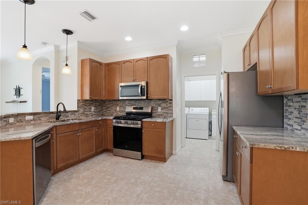9323 Aviano Dr Property Photo 13