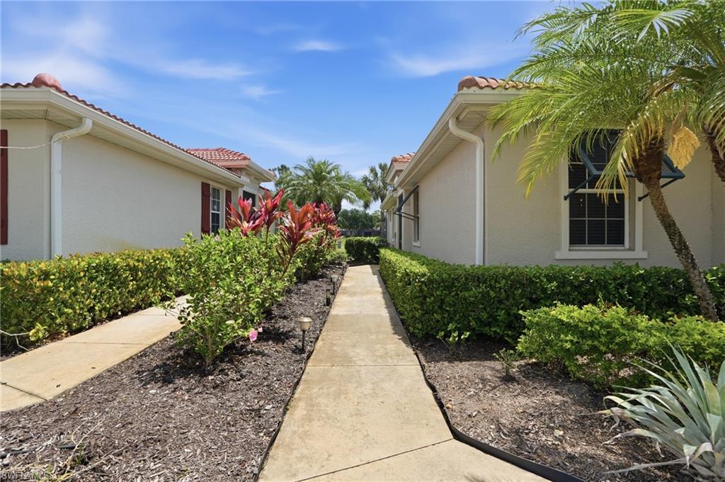 9323 Aviano Dr Property Photo 25