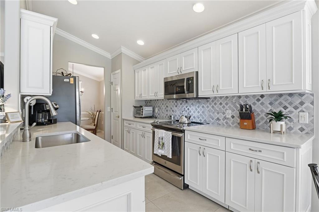 11041 Iron Horse Way Property Photo 14