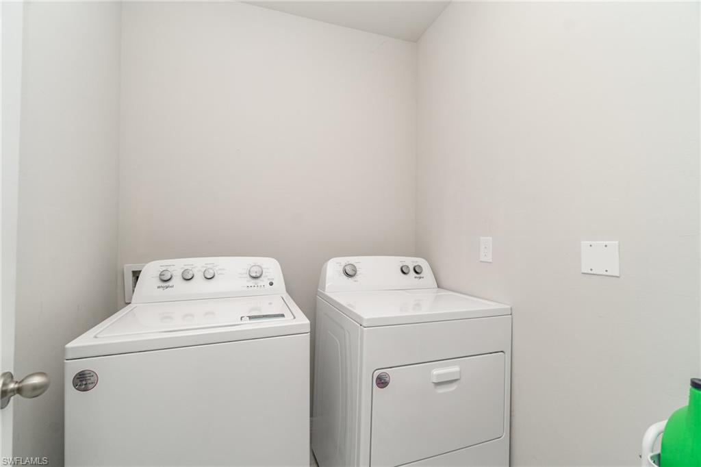 1413 Sw Trafalgar Pkwy Property Photo 15