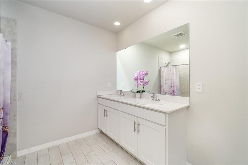 1413 Sw Trafalgar Pkwy Property Photo 18