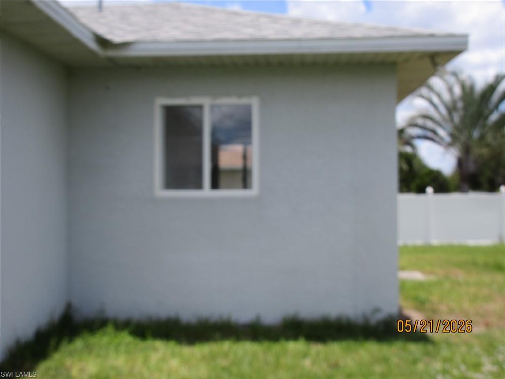 306 Se 2nd St Property Photo 3