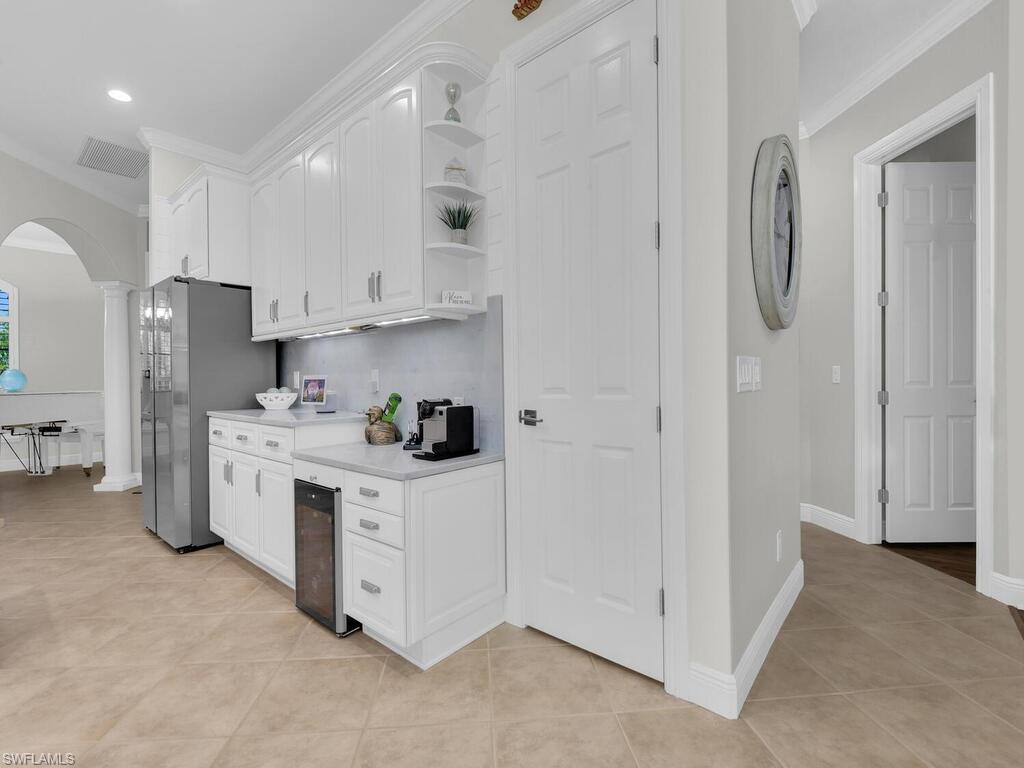 6480 Pine Cone Ct Property Photo 12