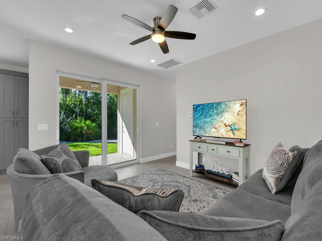 6480 Pine Cone Ct Property Photo 31