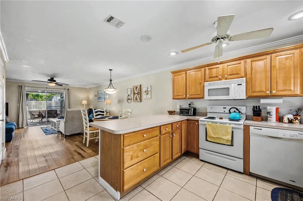 6777 Winkler Rd 150 Property Photo 2