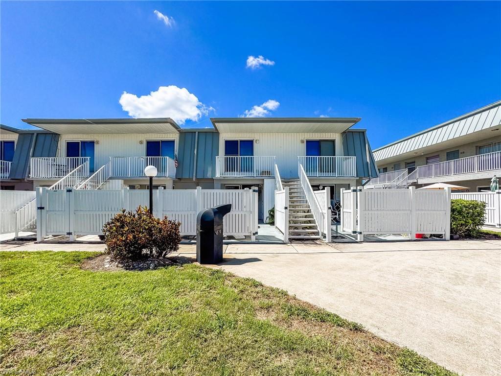 6777 Winkler Rd 150 Property Photo 18