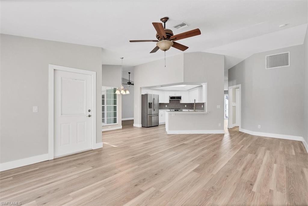 17585 Blackfriar Dr Property Photo 6