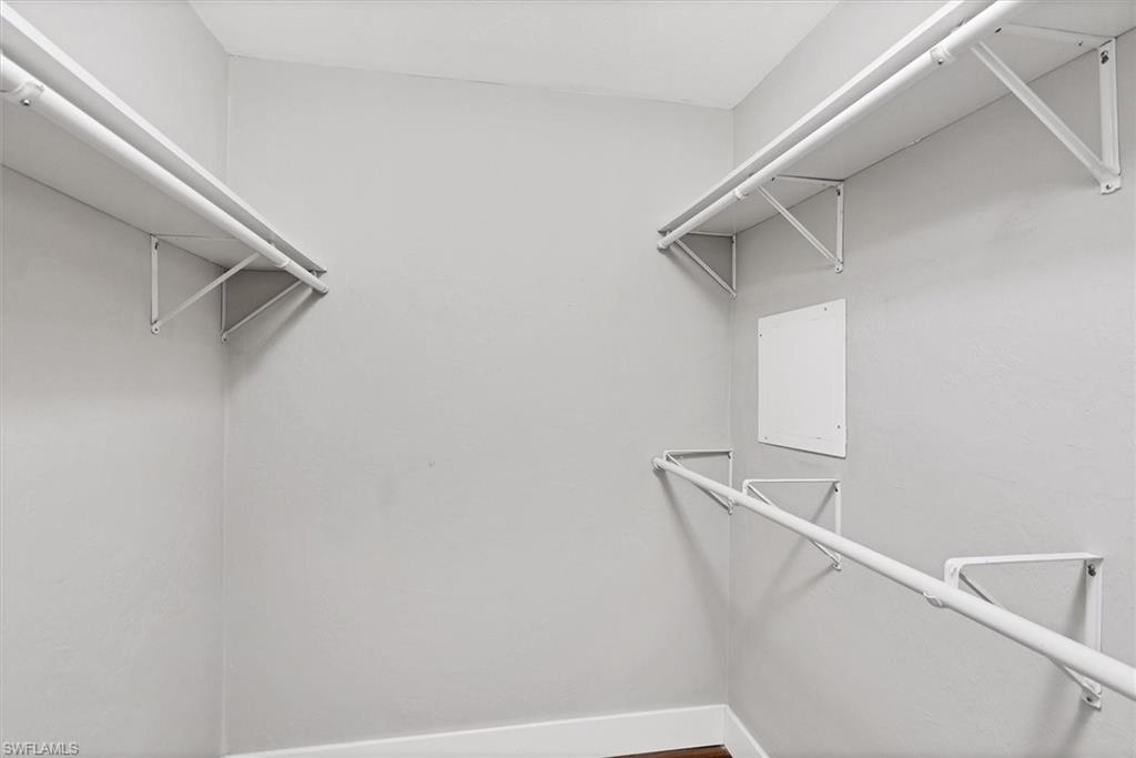 17585 Blackfriar Dr Property Photo 16