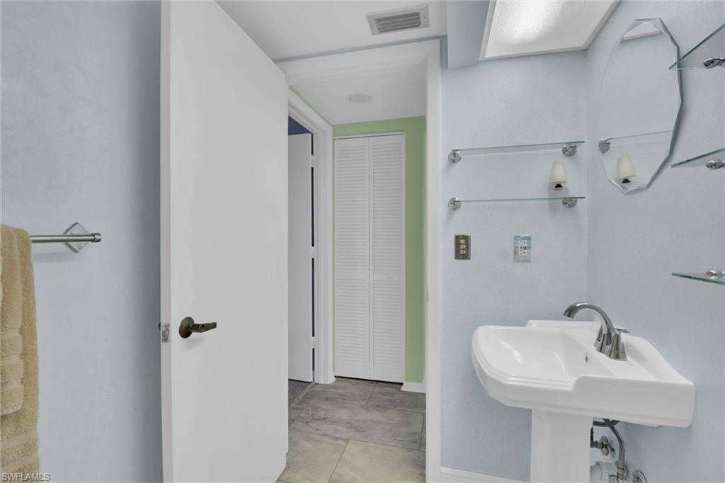 4604 Flagship Dr 305 Property Photo 21