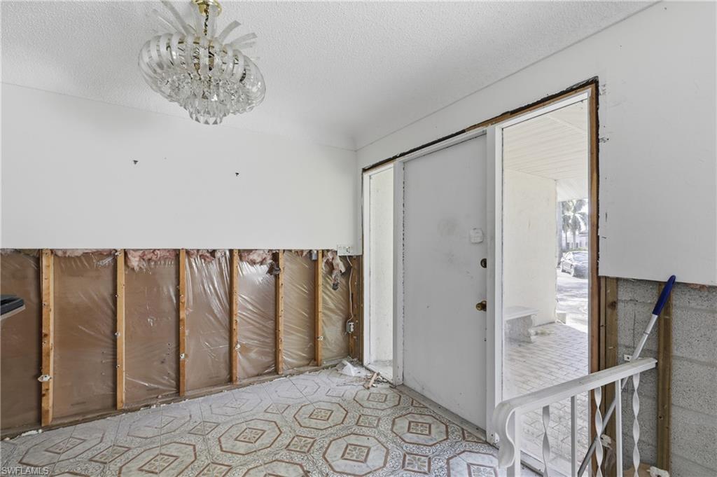 111 Sw 49th Ter Property Photo 19