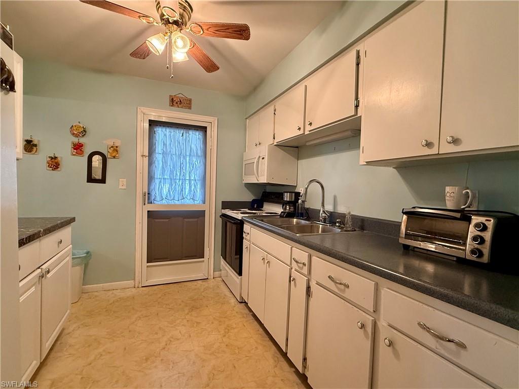 7 Desert Candle Cir Property Photo 8