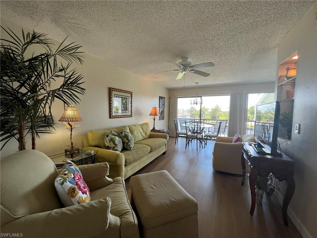 1250 Tennisplace Ct A33 Property Photo 10