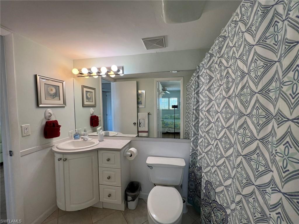 1250 Tennisplace Ct A33 Property Photo 18