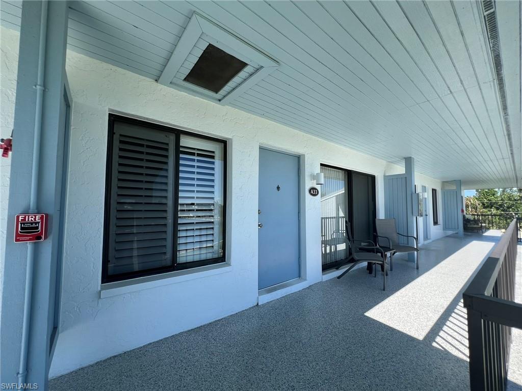 1250 Tennisplace Ct A33 Property Photo 27